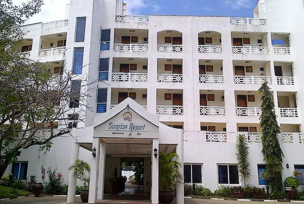 Sunrise Apartment Resort & Spa 蒙巴萨 外观 照片